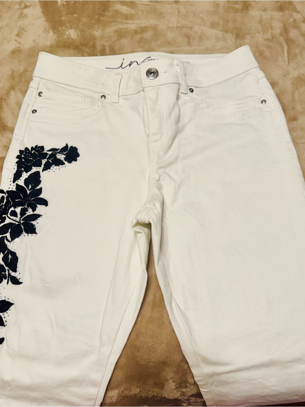 INC International Concepts White Skinny Jeans with Black Floral Accent